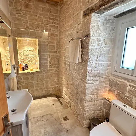 Nafsika's - Magazia Paxos