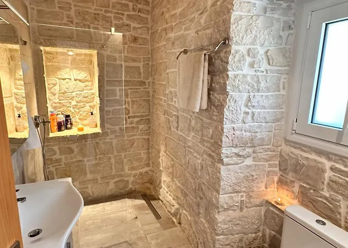 Nafsika's - Magazia Paxos